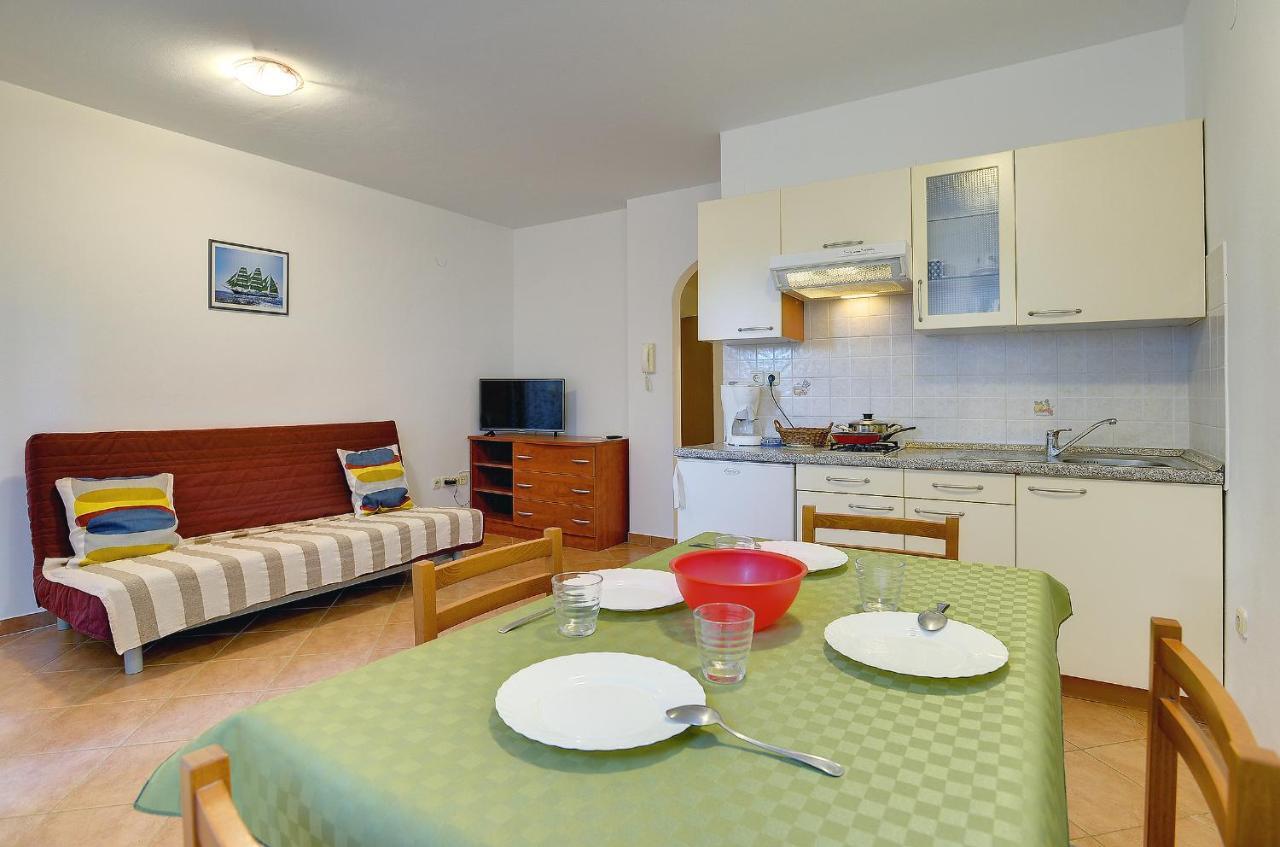Apartments Ulika Medulin Exterior photo